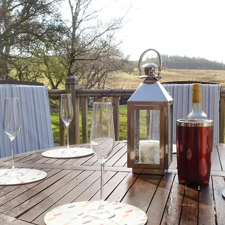 בית נופש Larchwood Ellonby